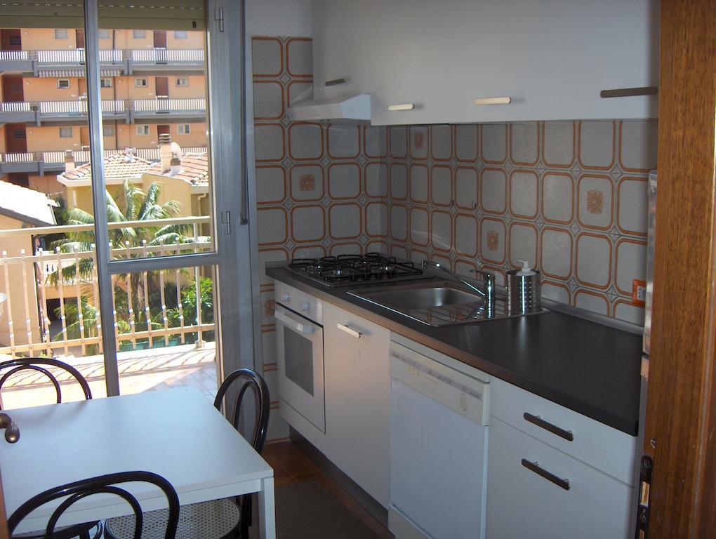 Appartamento Giusy Ventimiglia Habitación foto